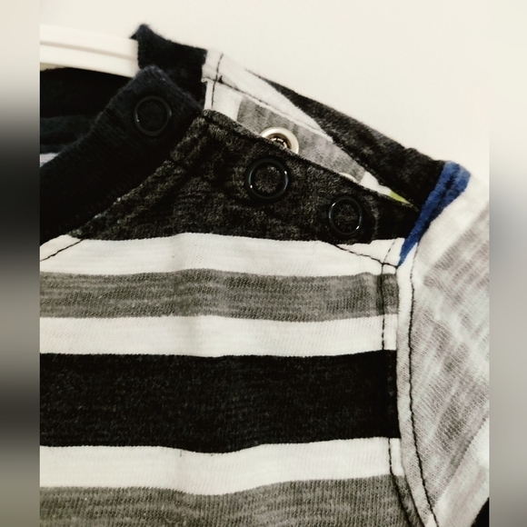 Calvin Klein summer t-shirt and shorts set for boy 18 months - Picture 10 of 14